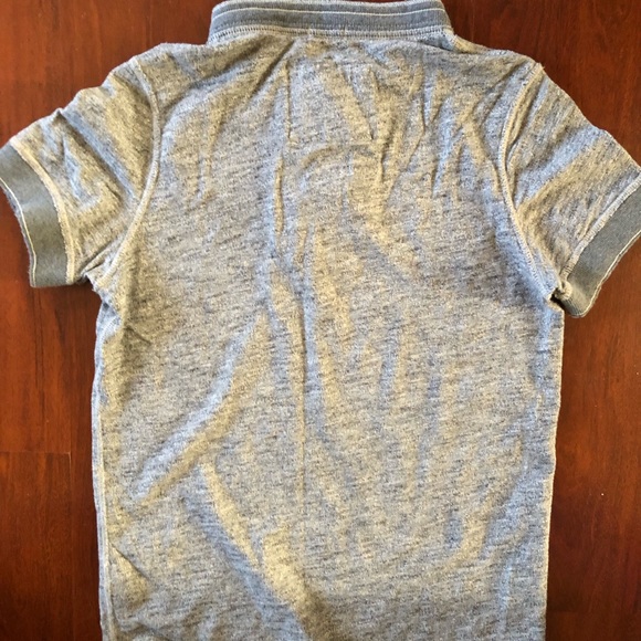 Abercrombie & Fitch Men’s Medium Short-sleeved Button Shirt w/ Indian Graphic - Picture 2 of 5